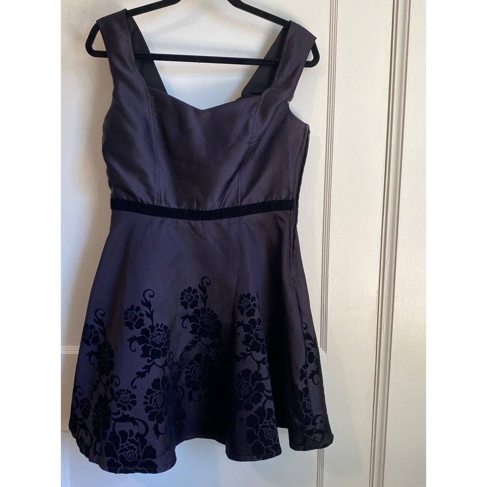 Windsor Purple Fit Flare Dress Black Flocked Floral Open Back Juniors Size 9